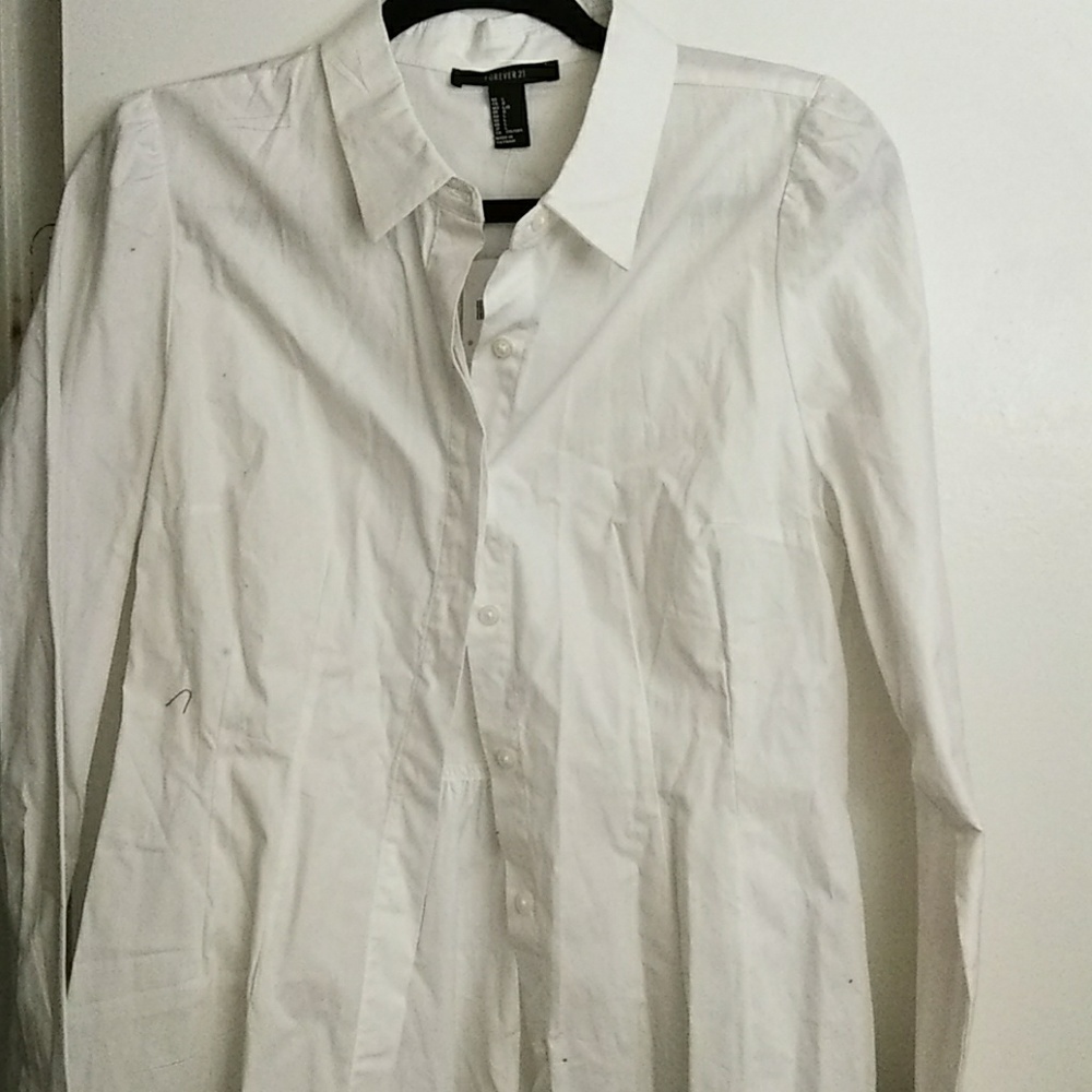 Forever 21 White Long Sleeve shirt